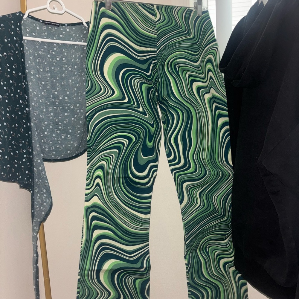 Motel Rocks Green Swirl Patterned Pants - Picture 3 of 4